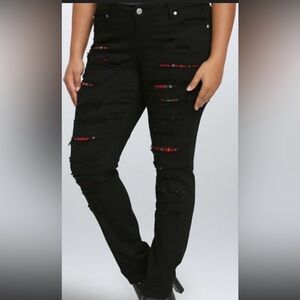 Torrid Black Distressed Women’s Jeans with Red Underlay